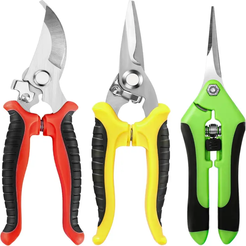 Stainless steel bypass pruning shears for cutting plants and branches